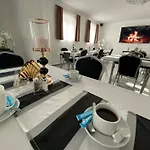 Apartamento Mysliwska - Biznes