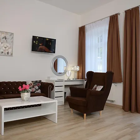 아파트 Mysliwska - Biznes