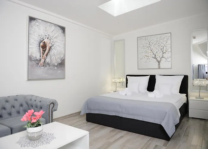 Mysliwska - Biznes Апартаменты